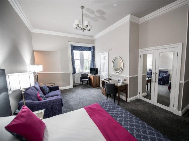 Kincaid House Hotel Milton of Campsie Extérieur photo
