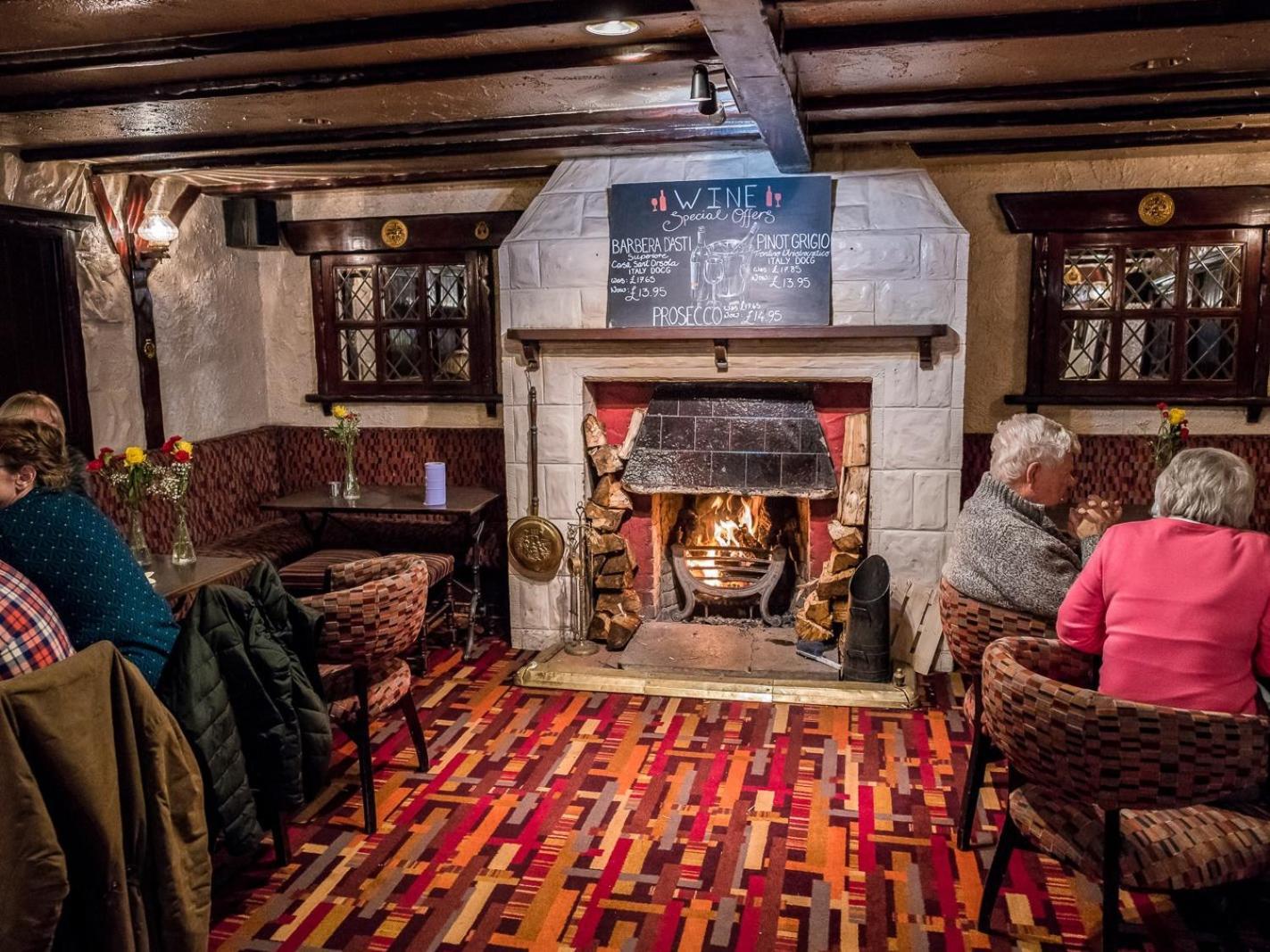 Kincaid House Hotel Milton of Campsie Extérieur photo